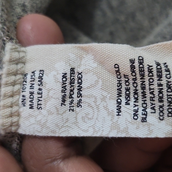 Soft surroundings sweter - Picture 7 of 7